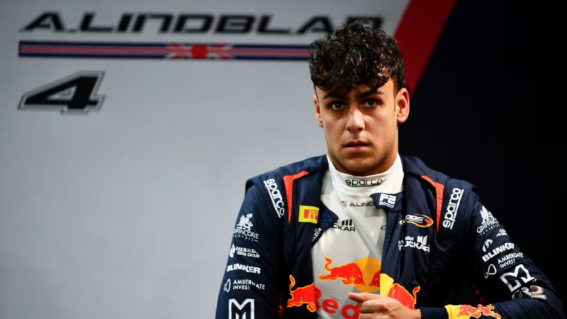 JACQUES: ‘Raw speed and adaptability under pressure’ – Why Racing Bulls are taking a chance on Lindblad - Speedx Karting